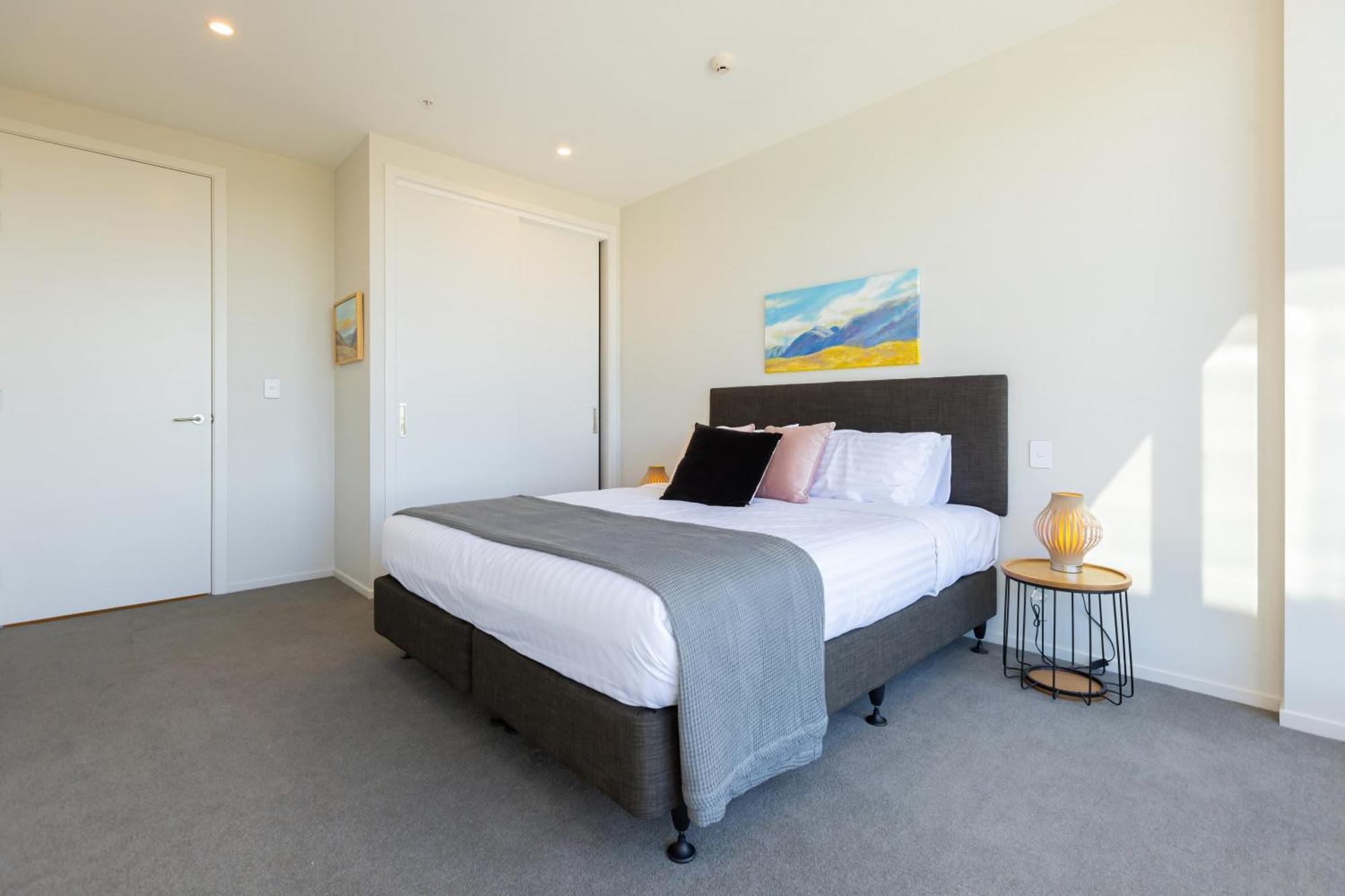 Luxury 2 Bedroom Cbd Apartment With Free Parking Christchurch Exterior photo