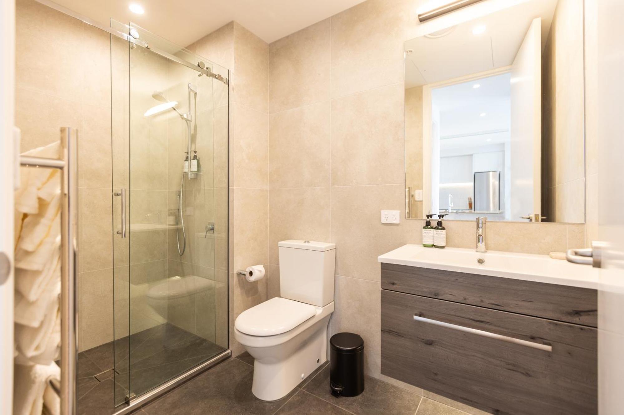 Luxury 2 Bedroom Cbd Apartment With Free Parking Christchurch Exterior photo